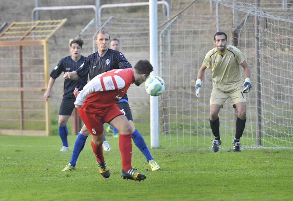 Zwei Standards entscheiden die Partie zw. dem SV Waldhof II und der SG Kirchheim
