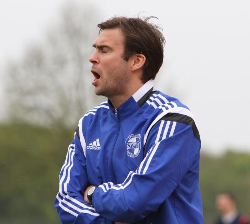 Schwetzingens Steffen Kohl will auch in seinem 3. Spiel als verantwortlicher Coach ungeschlagen bleiben. Bild: lofi