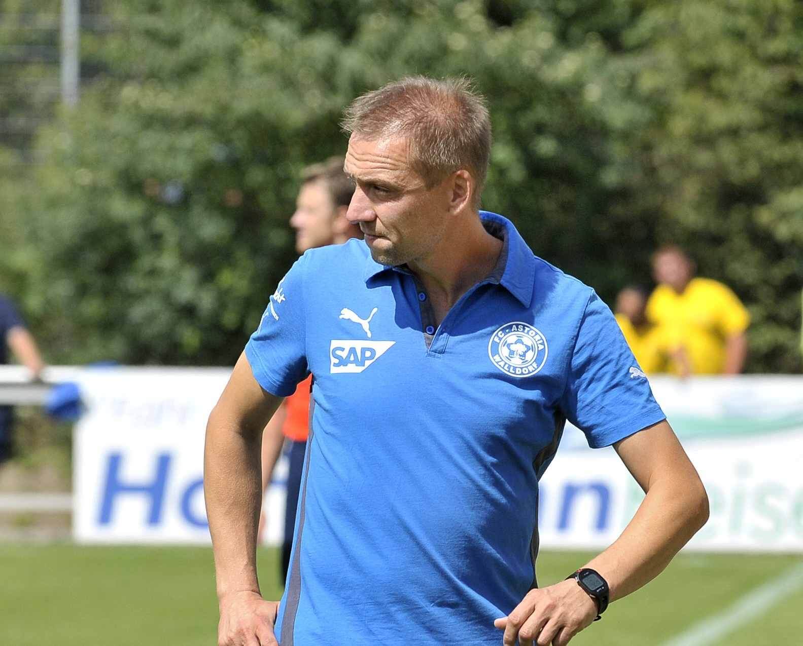 Matthias Born hat den Aufsteiger FC Astoria Walldorf in der Regionalliga gut positioniert Bild: AS Sportfotos