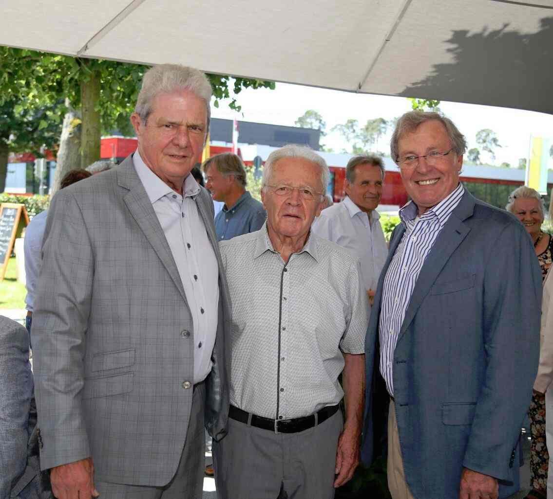 Anpfiff ins Leben e.V. verabschiedet Anton Nagl als 1. Vorsitzenden – Nachfolger Dietmar Pfähler tritt sein Amt an