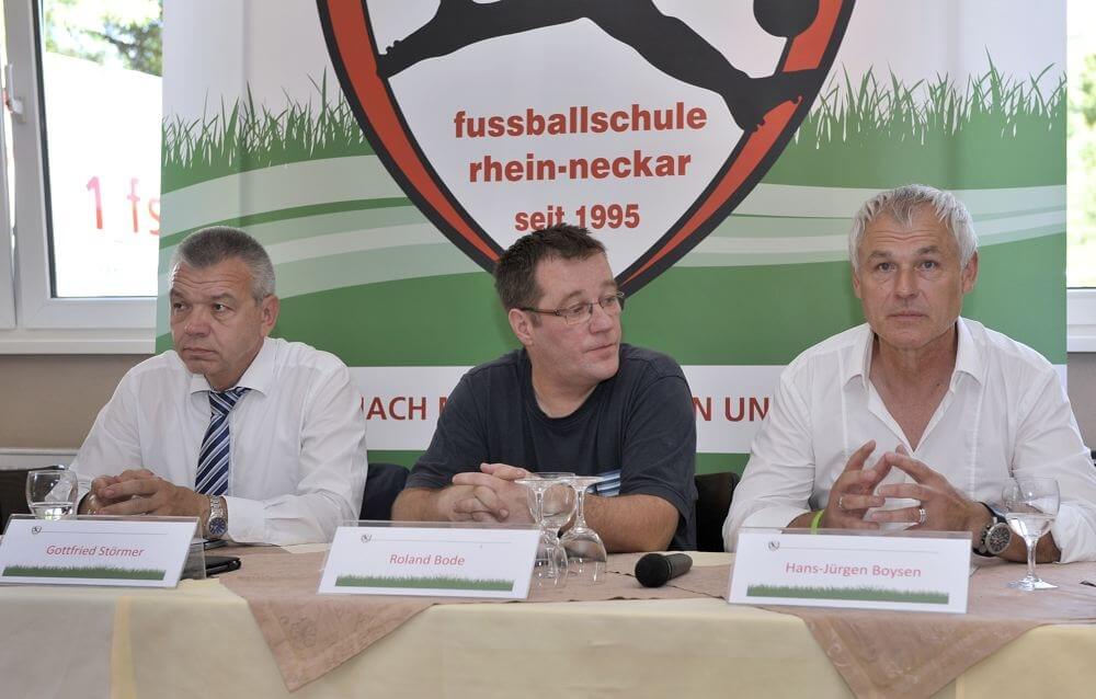 von links: Gottfried Störmer, Roland Bode und Hans-Jürgen Boysen.  AS Sportfotos