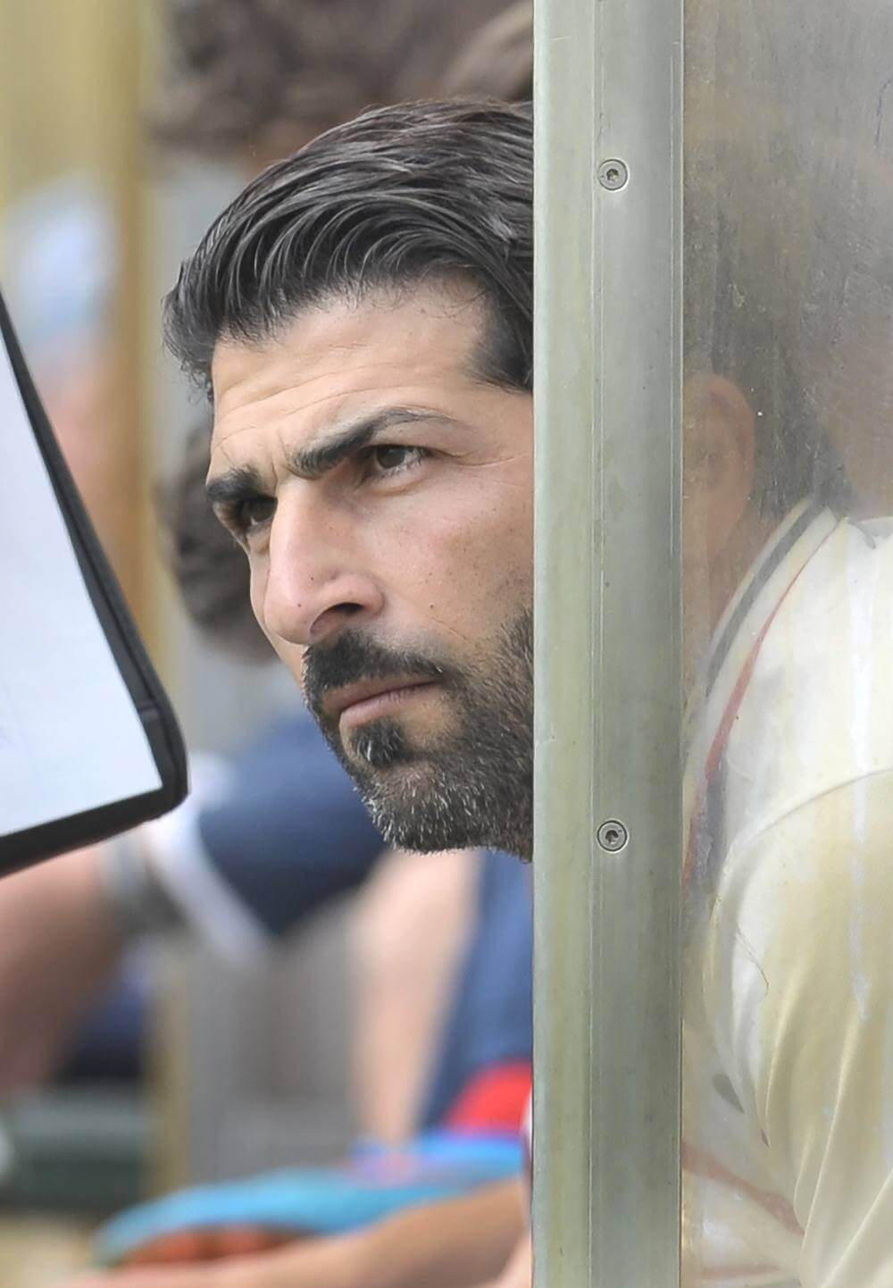 VfR-Coach Hakan Atik strebt mit seiner Mannschaft den sofortigen Wiederaufstieg an. Auch im Testspiel gegen Rüssingen will sich der VfR schadlos halten.   Bild: AS Sportfotos