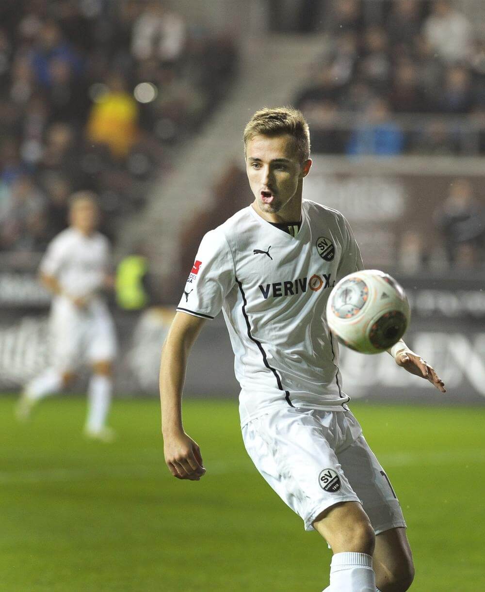 Florian Hübner bleibt beim Zweitligisten SV Sandhausen. AS Sportfotos