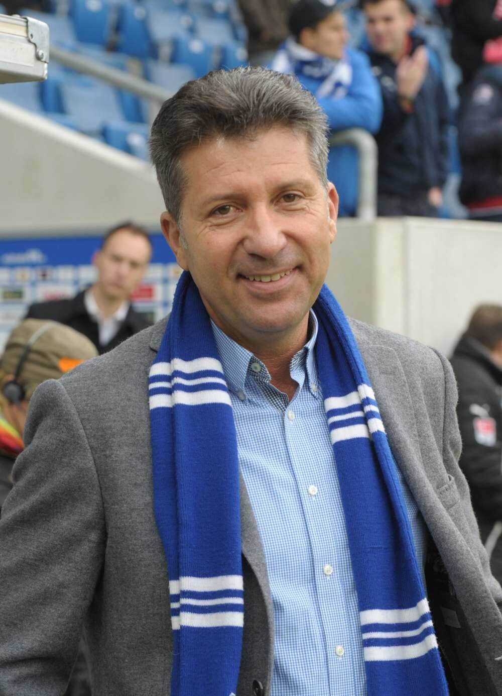 Interview mit TSG-Präsident Peter Hofmann – „Ein Verein wie Hoffenheim wird sich immer über Transfererlöse finanzieren müssen.“