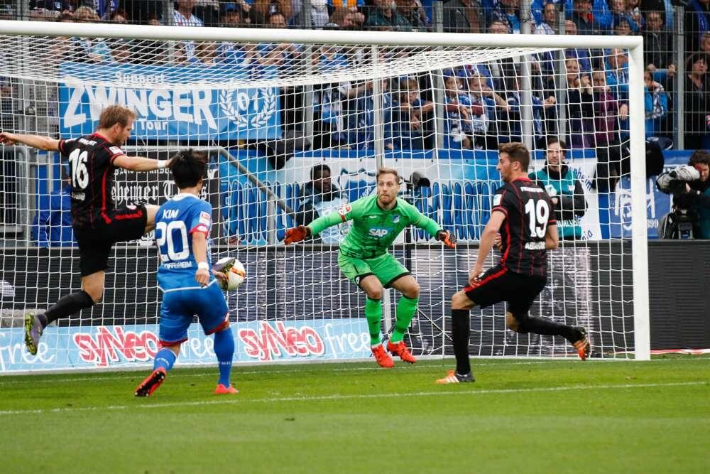 1899 Hoffenheim mit glücklichem Remis gegen die Frankfurter Eintracht +++ Keeper Baumann rettet Punkt