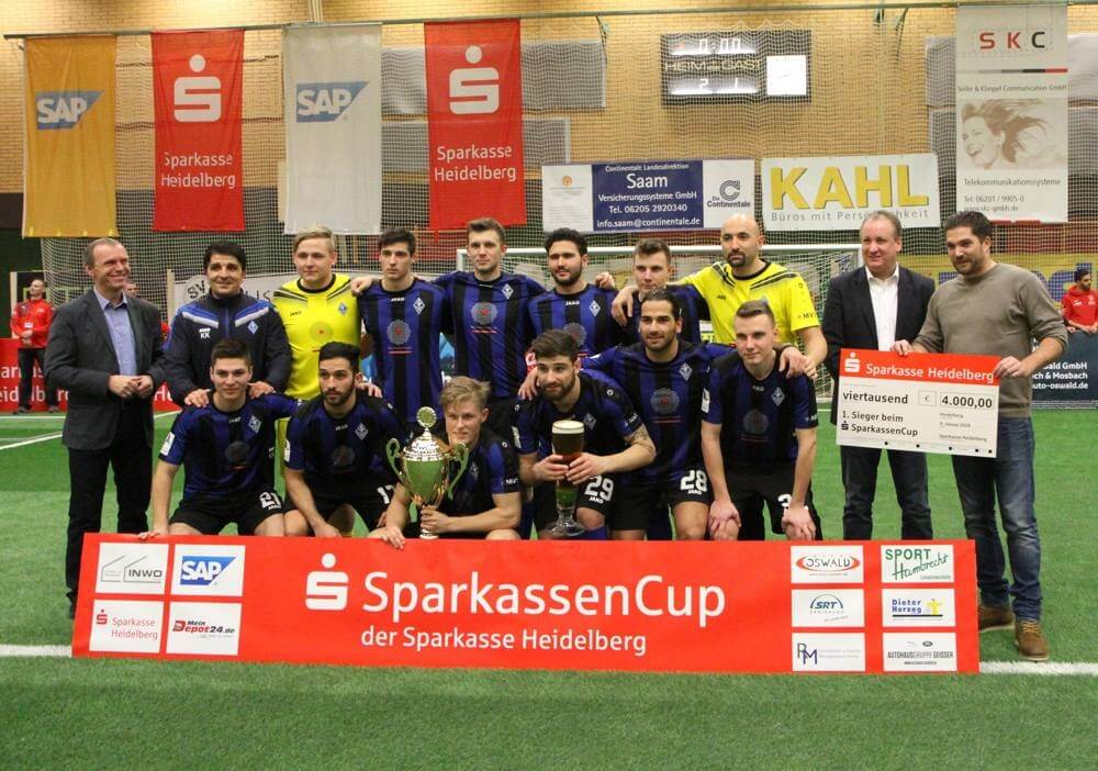 SV Waldhof gewinnt Sparkassen-Cup +++ Finalsieg über Wormatia Worms +++ Siegerscheck 4.000 Euro