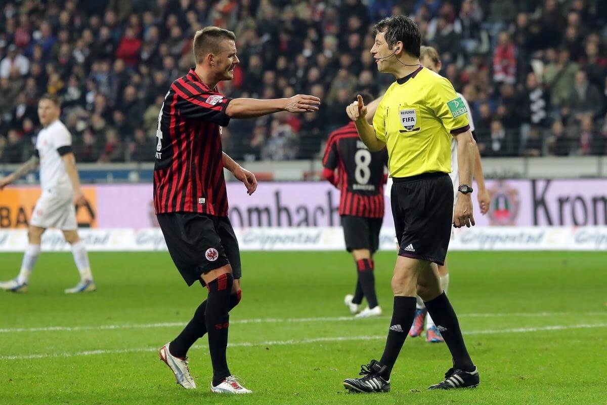 Videobeweis zur Entlastung der Schiris – Es gab wieder einmal viel Diskussionsstoff