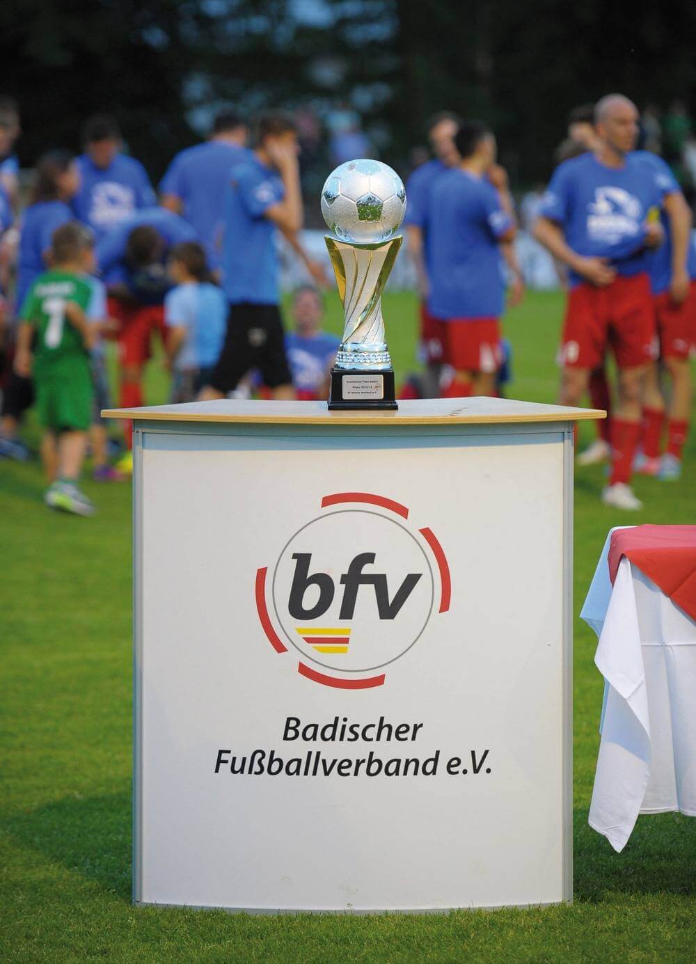 ARD überträgt in einer Livekonferenz den „Finaltag der Amateure“ – Halbfinals im Badischen Pokal stehen an