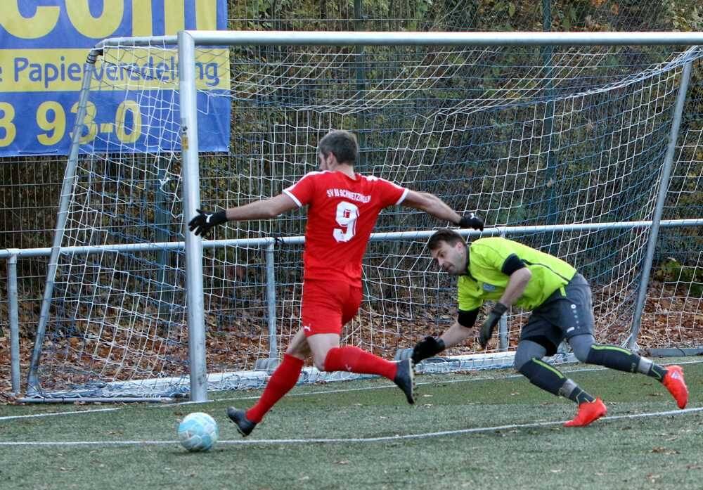 Patrick Fetzer auf dem Weg zu seinem Treffer zum 2:0. Bild: lofi