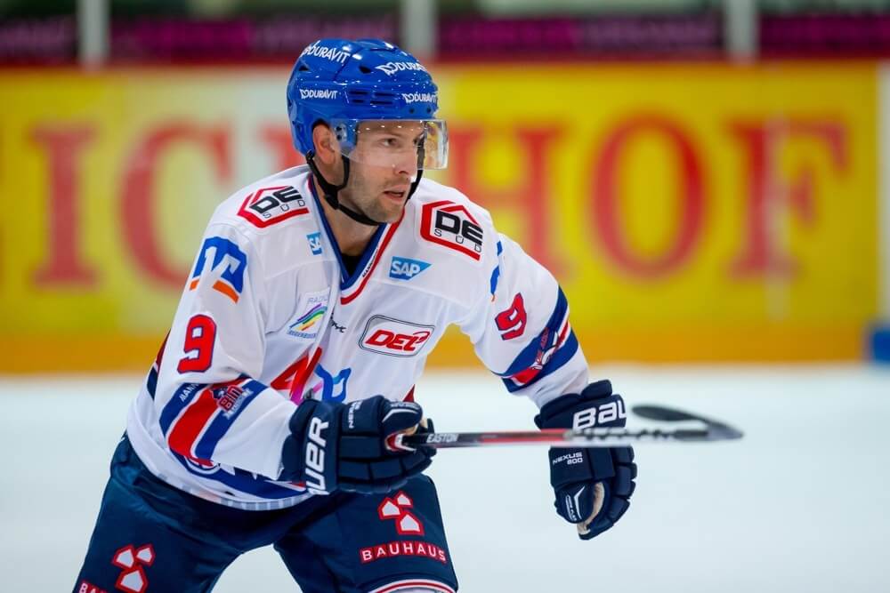 Adler ringen Ice Tigers nieder