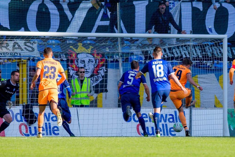 SV Waldhof schafft noch nach 0:2 ein 2:2 gegen Hoffenheim II ++ Emotionen, Dramatik, Hektik