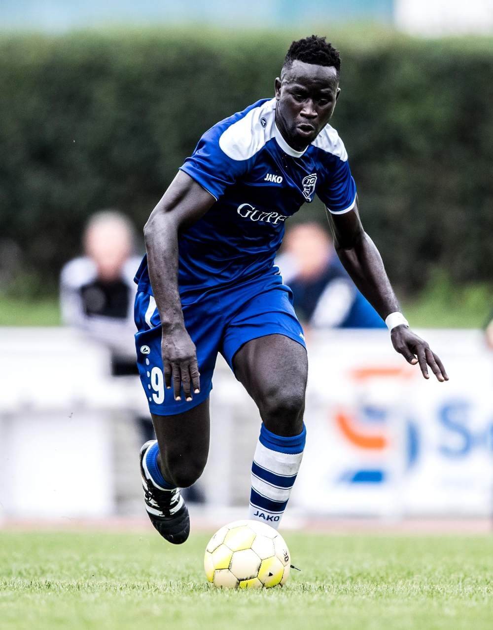 Mit Neuzugang Kajalli Njie (TSG Weinheim) soll es nun auch mit dem Toreschießen klappen.  Bild: S. Hofmann