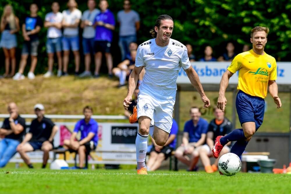 Valmir Sulejmani - Nr. 9 / SVW  am Ball -  ASC Neuenheim vs. SV Waldhof Mannheim/Testspiel - 2018/2019. Bild: AS Sportfotos
