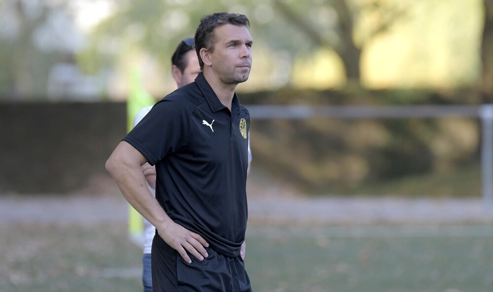 FV Ladenburg-Coach Jörg Höpfner mag es offensiv, er spielte selbst viele Jahre in der Ober- und Regionalliga als Stürmer. Die03er haben bereits 46 Saisontreffer erzielt. Bild: Berno Nix