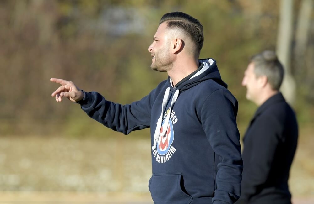 „Oben kann alles passieren“ – Serkan Secerli vom VfR Mannheim im Interview