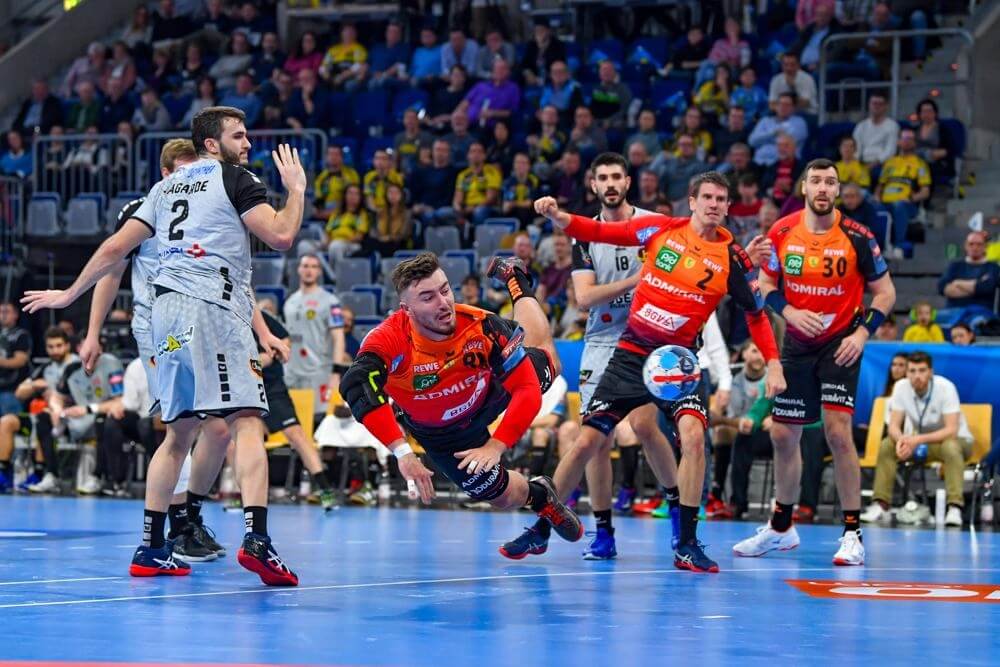 Ein Sieg, der Hoffnung macht – Die Löwen haben in der Champions League das Viertelfinale im Visier