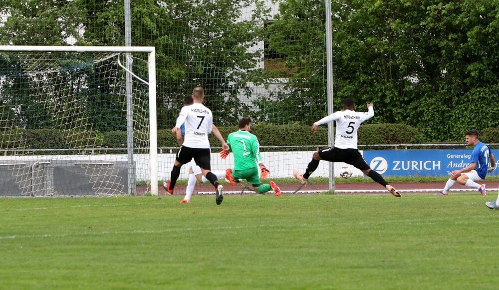 SV 98 Schwetzingen bezwingt Fortuna Heddesheim mit 2:0 (0:0) und schöpft neue Hoffnung im Abstiegskampf