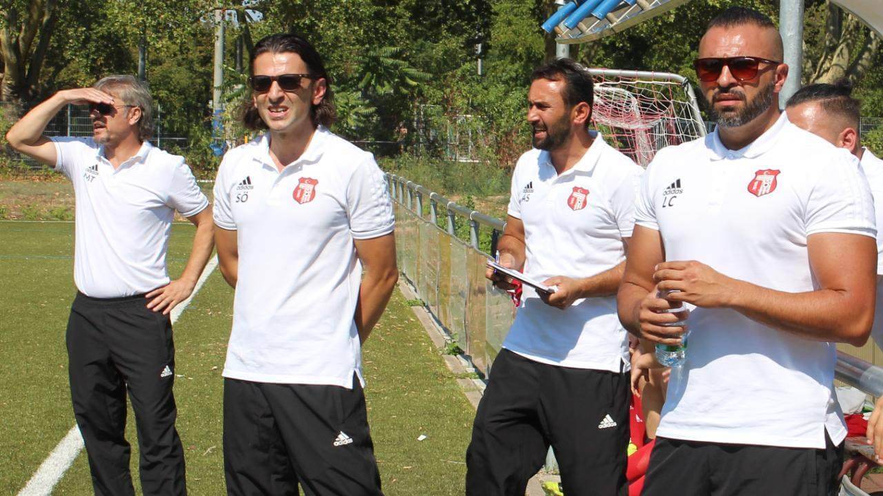 Paukenschlag bei Türkspor ++ Unterschiedliche Ansichten – Das Trainerteam von Türkspor Mannheim tritt geschlossen zurück