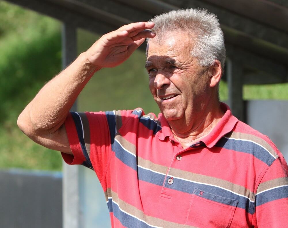 „Fußballer setzen mittlerweile andere Prioritäten“ ++ Brühls Trainer Volker Zimmermann ist mit dem Saisonstart zufrieden