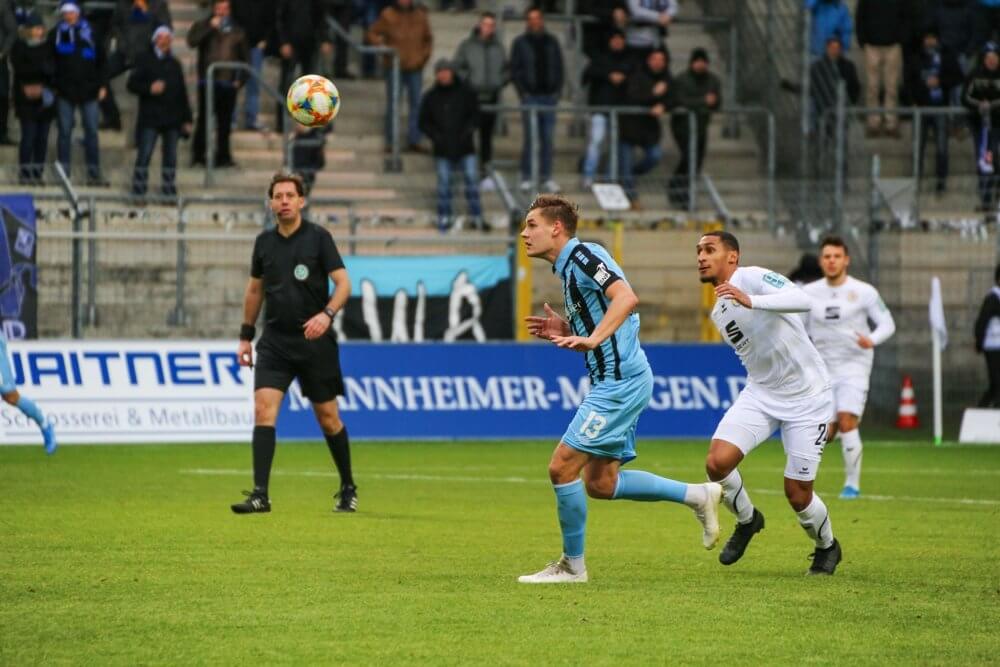 Sein Einsatz ist noch fraglich. Max Christiansen (#13) vom SV Waldhof. Bild: MA-Sportfotos/Marino