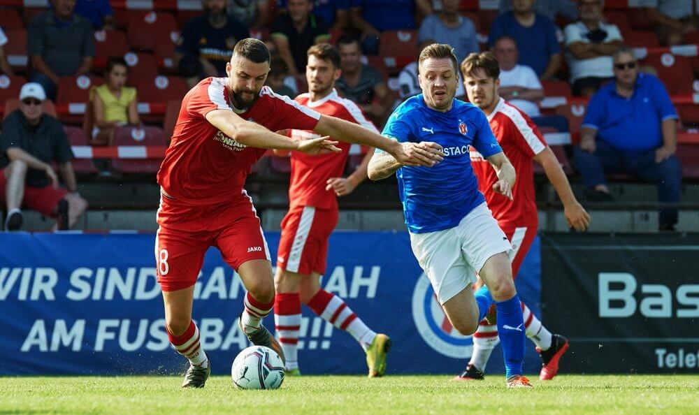 80 Minuten in Unterzahl ++ VfR Mannheim verliert Spitzenspiel gegen ATSV Mutschelbach 1:2 (0:0)