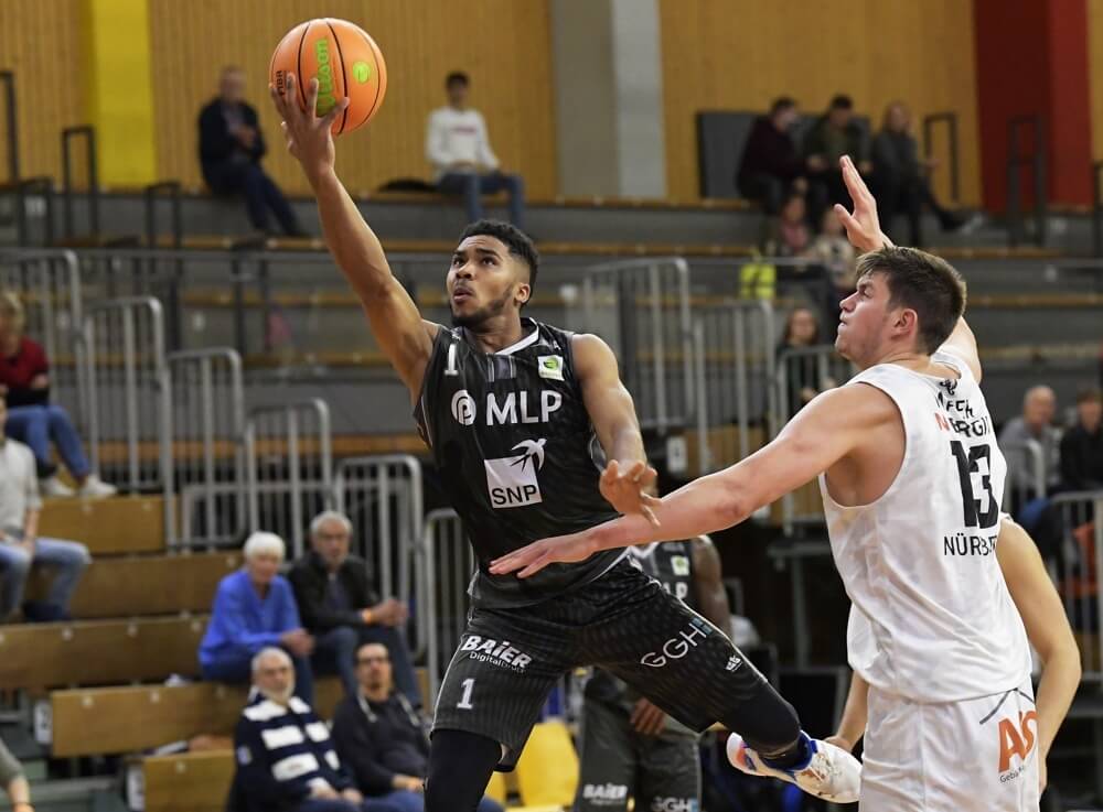 Sieg für die MLP Academics ++ 99-77 gegen die Nürnberg Falcons