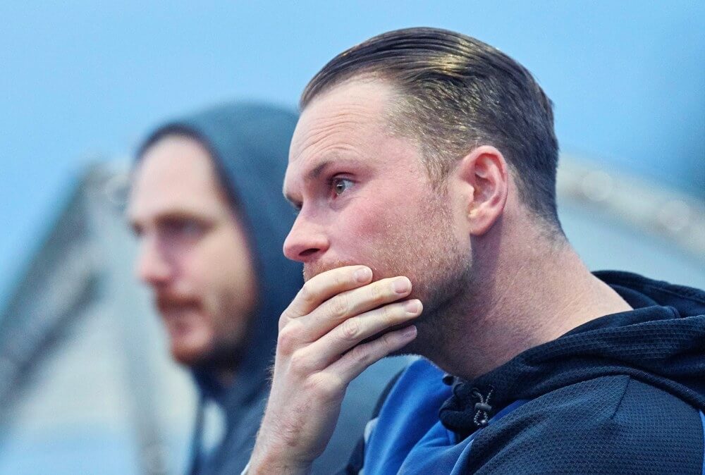 Patrick Heinzelmann grübelte zuletzt. Nach gutem Saisonbeginn setzte es drei Niederlagen in Folge. Bild: Berno Nix