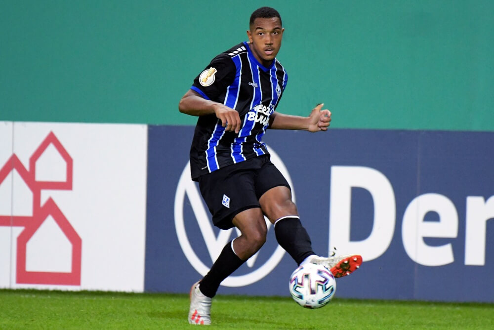 Waldhofs Anton Donkor erzielte den 2:1 Siegtreffer bei Viktoria Köln. Bild: AS Sportfoto