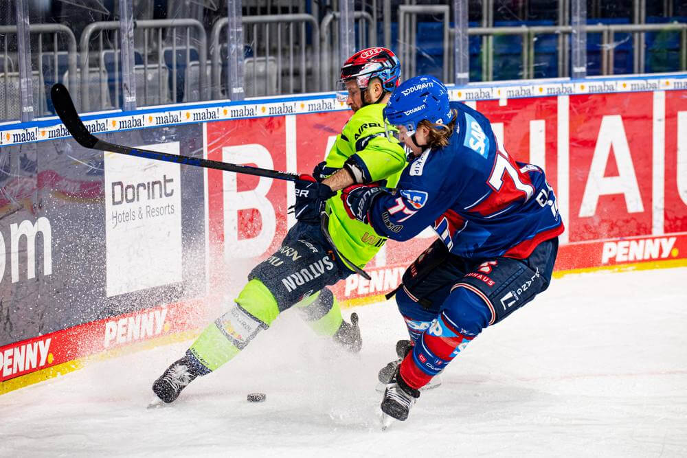 Ein Talent spielt sich ins Rampenlicht – Florian Elias glänzt mit den Adlern Mannheim