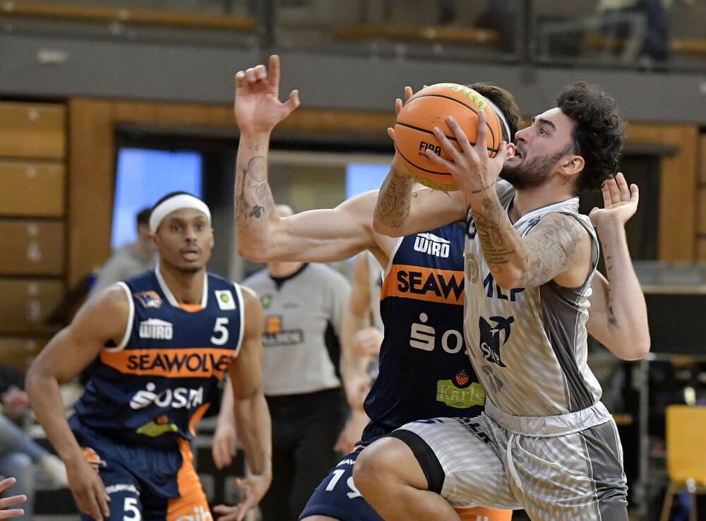 Herausragende Teamleistung bringt Sieg gegen starke Rostocker