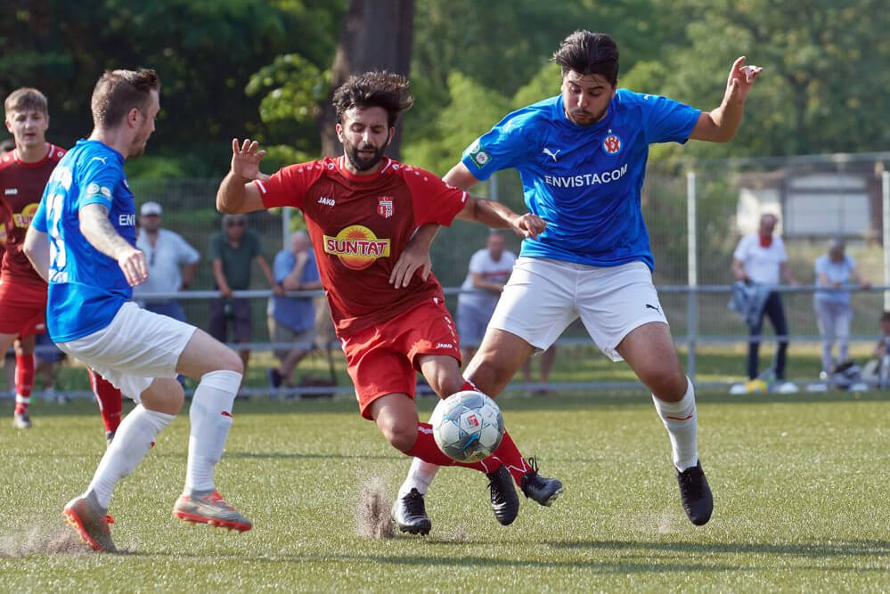 „Man träumt als Fußballer immer vom Aufstieg“ – Stürmer Cihad Ilhan vom VfR Mannheim im Interview