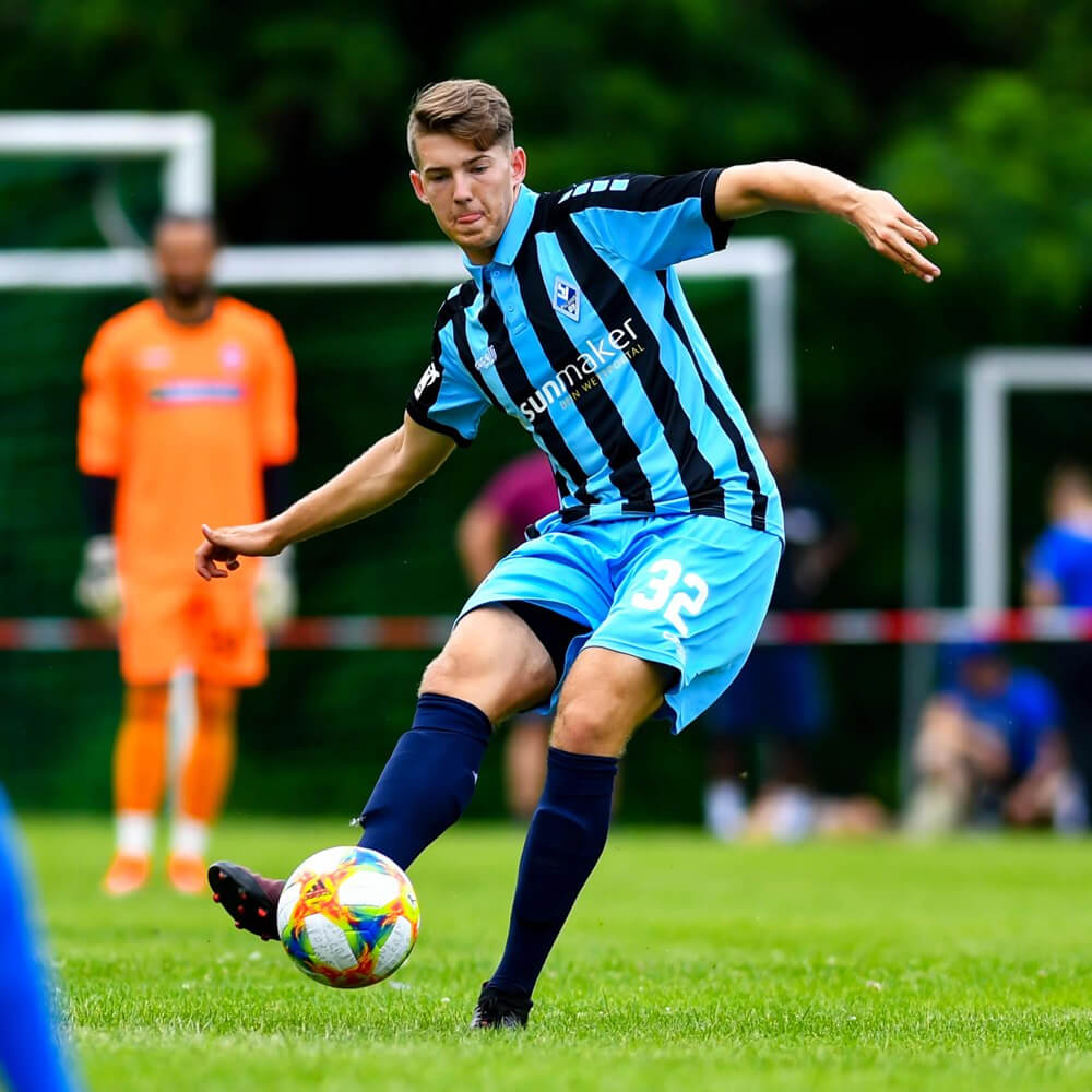 Traum erfüllt ++ Florian Flick bestritt sein erstes Bundesligaspiel