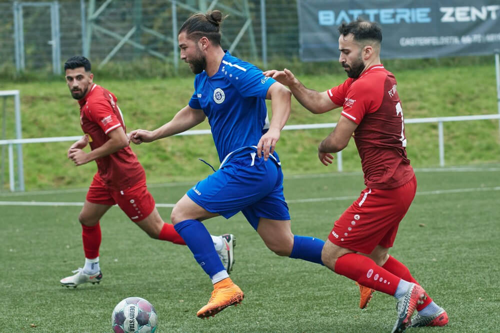 „Im Vordergrund steht die Integration der jungen Spieler“ – Feytullah Genc vom VfL Neckarau im Interview