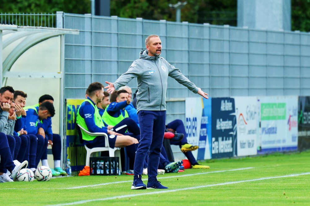 FC Astoria nimmt Punkt aus Gießen mit