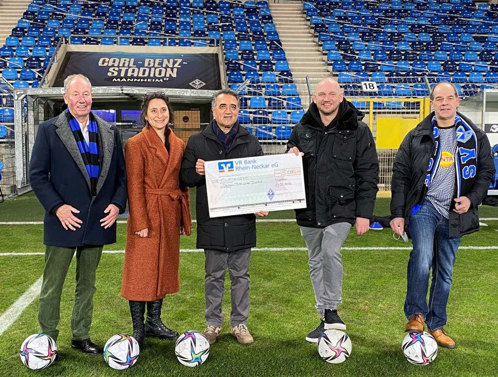 SV Waldhof spendet 5000 €uro an den DTI e.V.