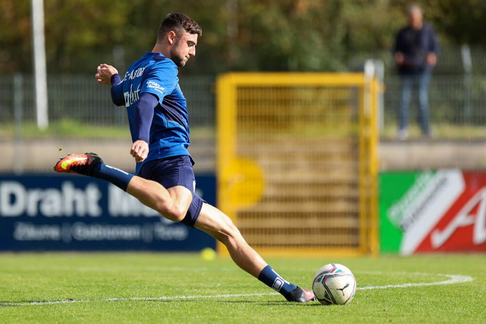 FC Astoria hält den FSV Frankfurt auf Distanz