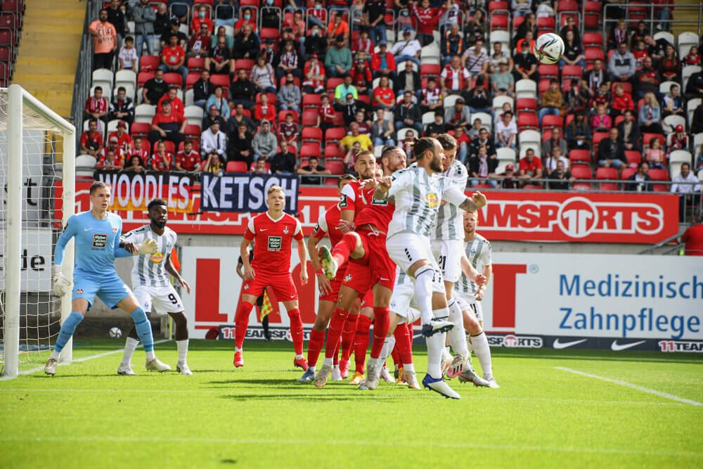 Mehr als nur ein Fußballspiel ++ Erzrivalen SV Waldhof und 1. FCK treffen aufeinander