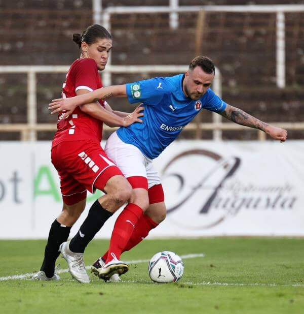 Der VfR Mannheim gastiert am Samstag beim Tabellenzweiten SV Spielberg