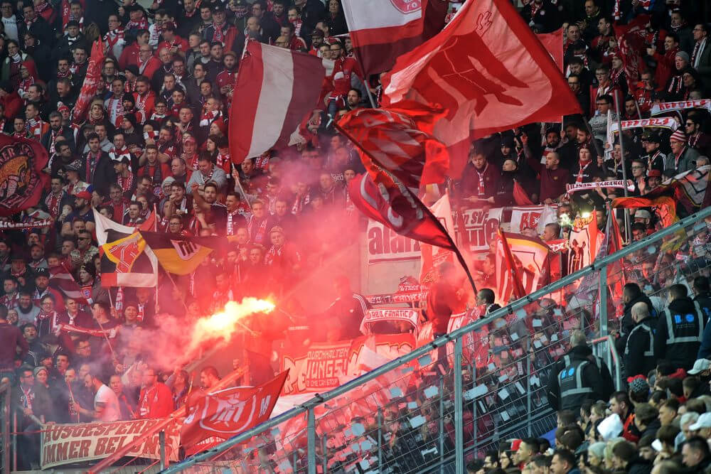 Der FC Bayern füllt die PreZero-Arena in Hoffenheim