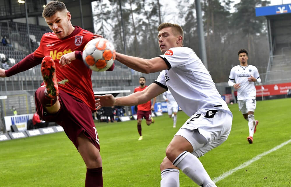 SV Sandhausen unterliegt knapp bei Jahn Regensburg