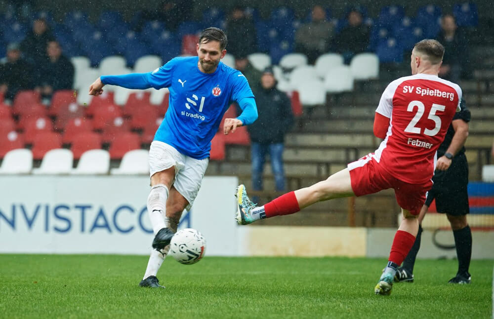 VfR Mannheim verspielt Herbstmeisterschaft ++ 2:2 Last-Minute Ausgleich gegen Spielberg