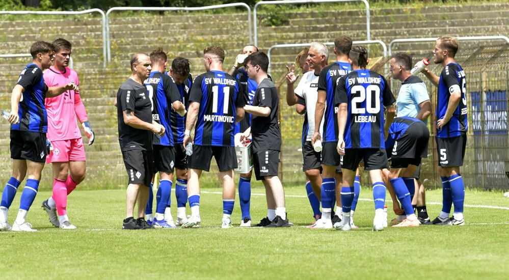 Letzte Ausfahrt VfB Oldenburg ++ Waldhöfer peilen bei formschwachen Norddeutschen Sieg an