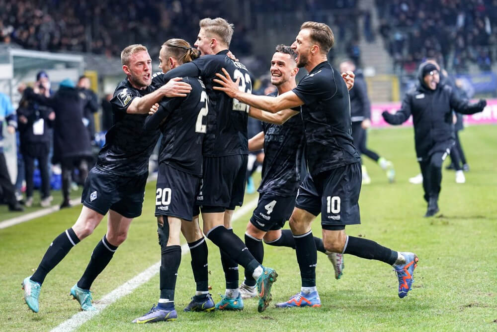 Big Points im Aufstiegsrennen – Der SV Waldhof schlägt Spitzenreiter SV Elversberg mit 2:1 (0:1)