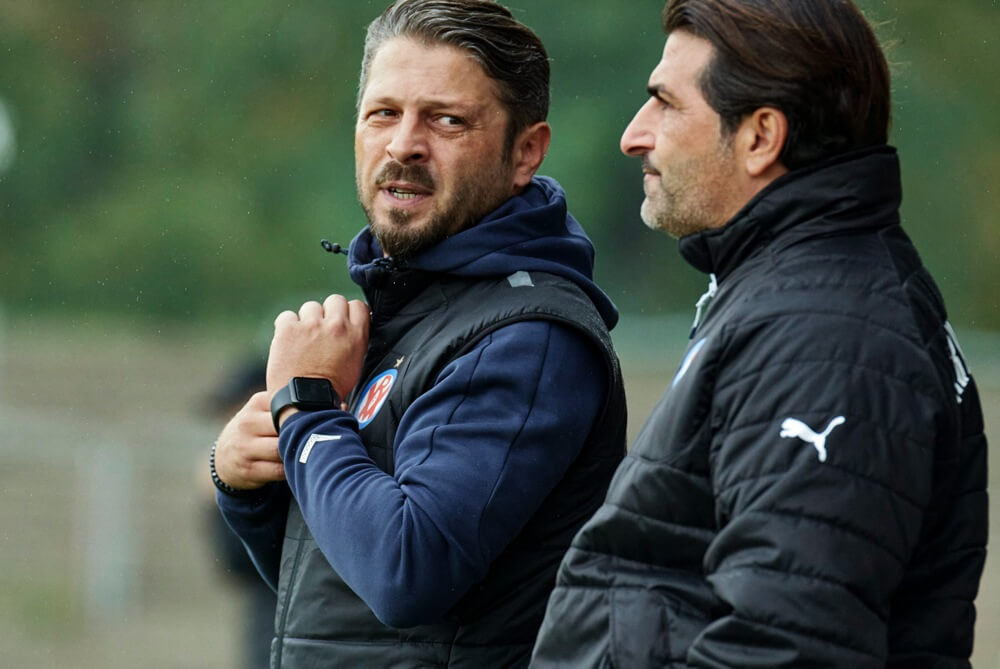 VfR Mannheim macht sein Meisterstück? ++ VfR gewinnt Spitzenspiel beim 1. FC Mühlhausen mit 1:0 (0:0)