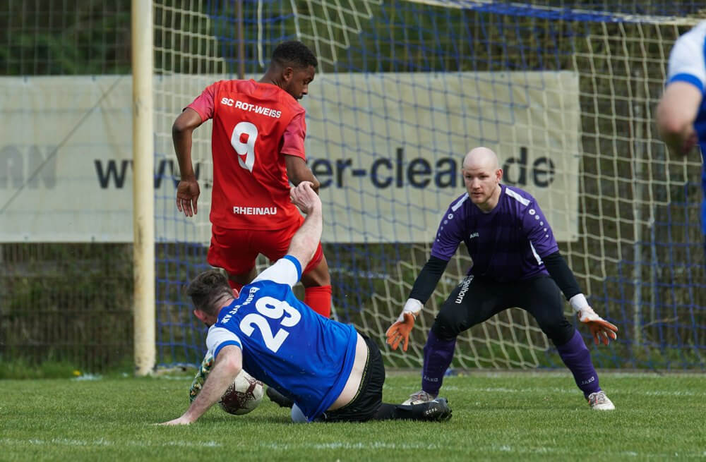 Rot-Weiß Rheinau sicherte sich einen Spieltag vor Saisonende die Meisterschaft
