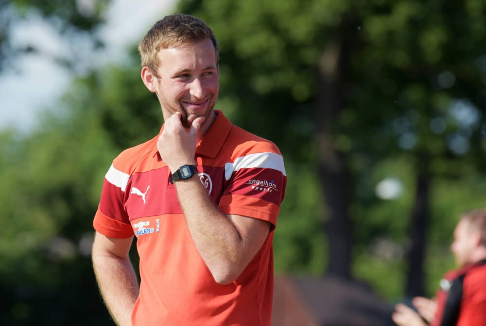 „Man spürt eine gewisse Abnutzungserscheinung“ – Lützelsachsen Trainer Rick Hutter über seinen Wechsel in die Sportliche Leitung und die letzte Saison