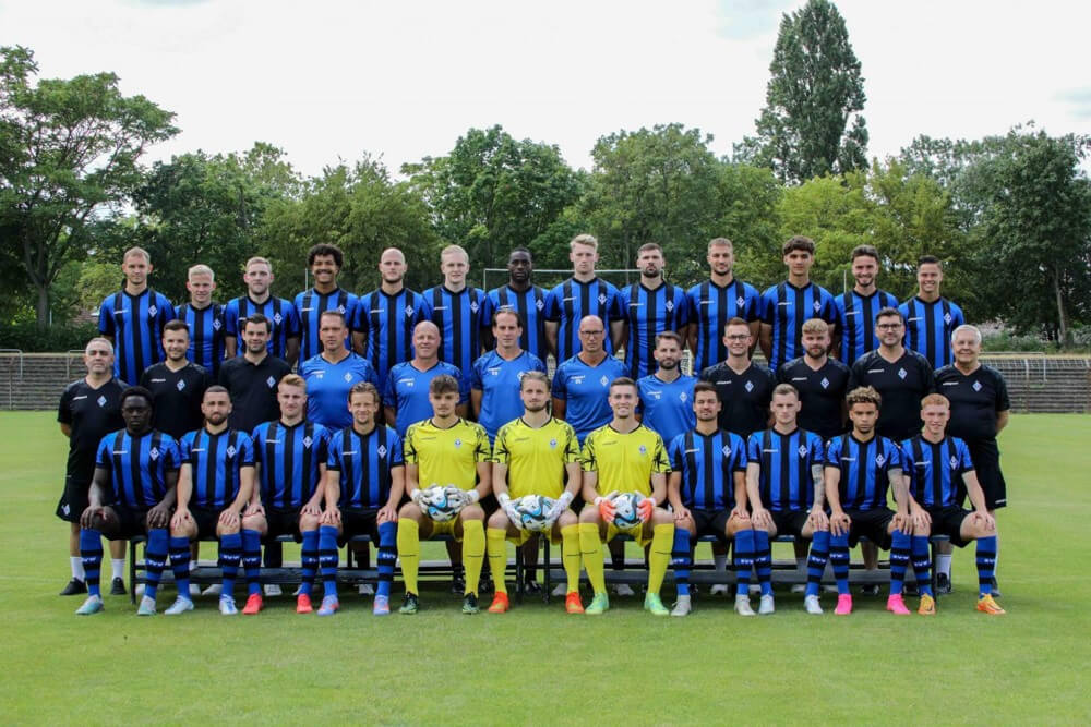 SV Waldhof mit 3:1 (1:1) bei den Würzburger Kickers erfolgreich