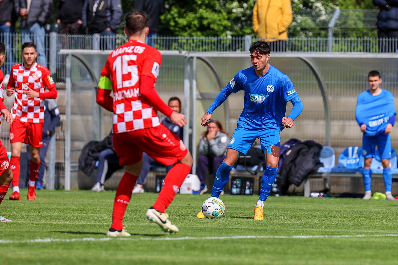  Stefano Marino (#26, FC Astoria Walldorf) beim Spiel FC Astoria Walldorf - 1. FSV Mainz 05 II, in der Regionalliga Suedwest, Saison 2023-2024. Bild: Lukas Adler.