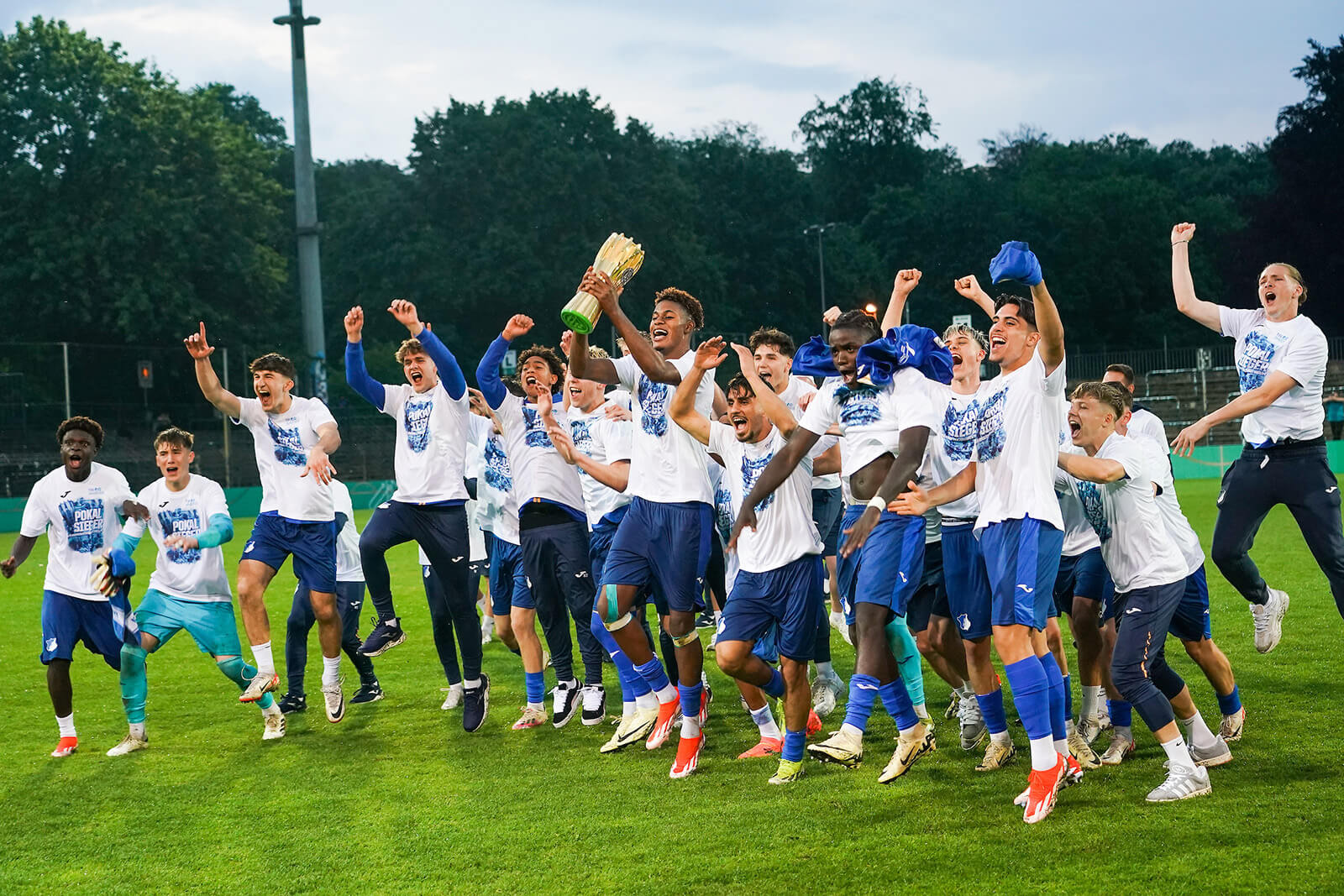U19- Junioren der TSG Hoffenheim gewinnen DFB-Pokal ++ 3:2 n. Verl. gegen den SC Freiburg