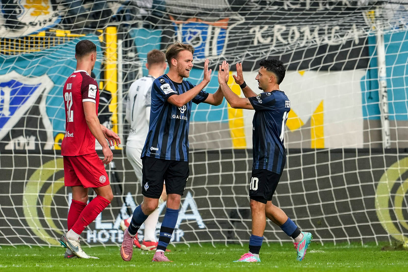 6:1 (2:0) Kantersieg gegen Rot-Weiß Essen ++ SV Waldhof im Torrausch